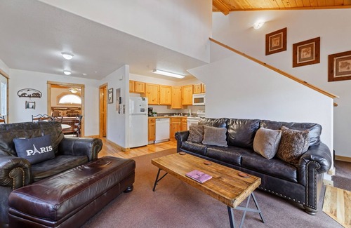 Fall River Estates Condo | Bugle Pointe B11 (HT)