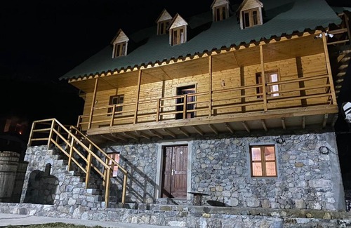 Theth House | Bujtina Vellezerit Grrela