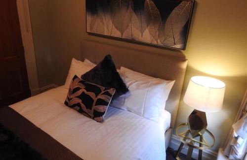Maryborough Hotel | Bull and Mouth Hotel Maryborough Victoria