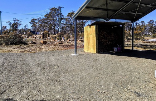 Miena House | Bull Tavern Lodge on Cider Gum