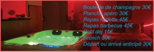 Montrevel-en-Bresse Apartment | Bulles étoilées Appartement avec jacuzzi privé