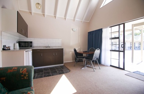 Bulls Hotel | Bulls Motel & Holiday Park