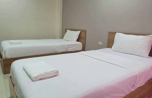 Nang Rong Hotel | Bumnsaya Place