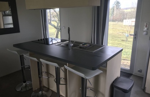 Saint-Leger-sur-Dheune House | Bungalow-Ensuite with Shower-Les Lodges