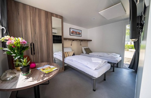 Municipality of Amstelveen House | Bungalow ∙ 1 bedroom ∙ 2 guests