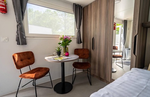 Municipality of Amstelveen House | Bungalow ∙ 1 bedroom ∙ 2 guests