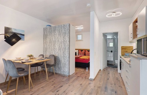 Zaberfeld House | Bungalow '1' with Private Terrace, Wi-Fi and Air Conditioning