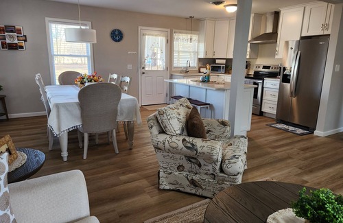 Frederica House | Bungalow by the Bay. Minutes to DE Turf Fields. 30 minutes to resort beaches.