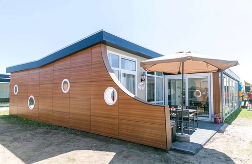 's-Gravenzande House | Bungalow in Netherlands with Accessible Design