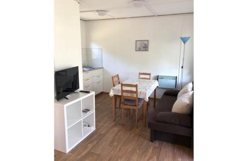 Jessern Apartment | Bungalow in Spreewald with Terrace and Lawn