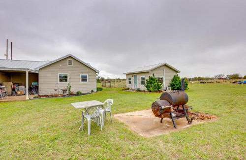 Comanche County Apartment | Bunkhouse on Working Texas Ranch with Horses and Cows!