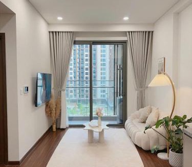 Gia Lam Apartment | Bunnys Homes - Managed by WiWi - Vinhomes Ocean Park