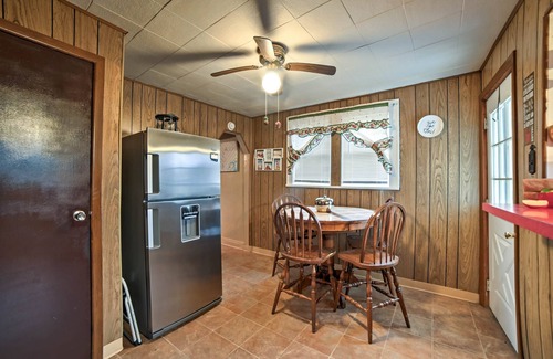 Colliers House | Burgettstown Home - 7 Mi. to KeyBank Pavilion