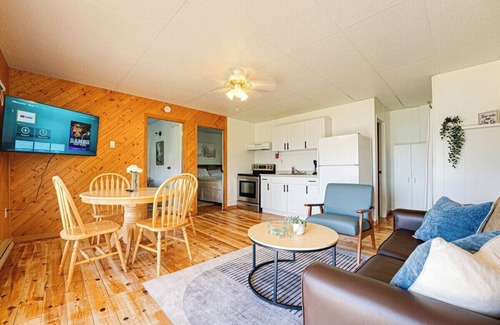 Magnetawan Cabin | Burk's Falls Beach #4 - Maijac Resort & Marina