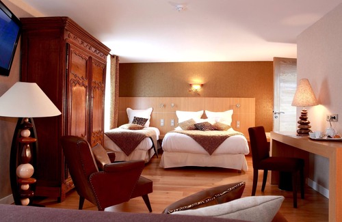 Rouvres-en-Xaintois Hotel | Burnel et la Clé des Champs