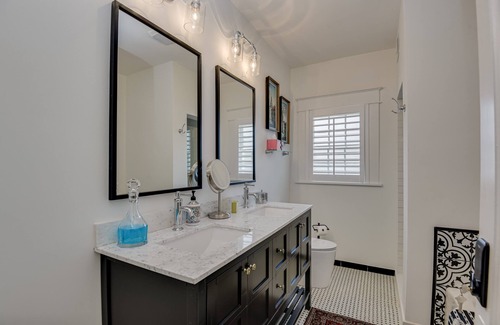 Aiken Bed & Breakfast | Burrell and Flynn's Farm