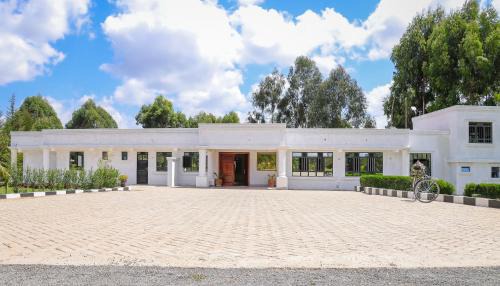 Nyahururu Resort | Burton Resort