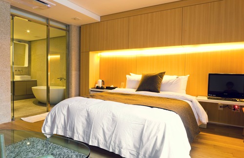 Yeonsan Hotel | Busan Amare Hotel