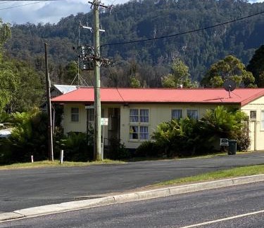 Tullah House | Bush Nook