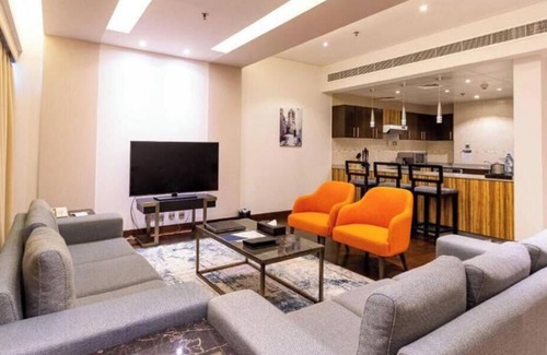 Downtown Dubai Apartment | Business Bay Street, 2 Bedroom Serviced Residence