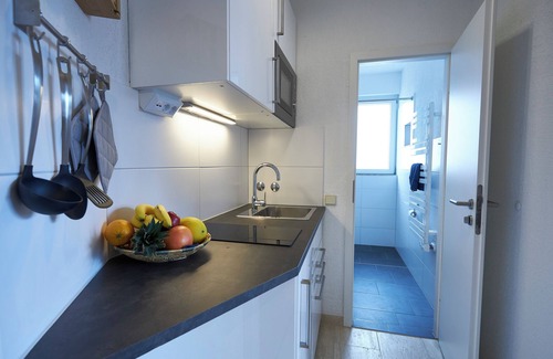 Offenbach am Main Apartment | Business studio apartment in a modern boarding house - public transport connection - free bikes