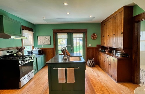 Morris House | Butler House Vacation in the lap of luxury in Morris NY ~ HEATED SALTWATER POOL
