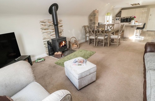 Otterburn Cottage | BUTTERCHURN APARTMENT, family friendly, with open fire in Otterburn
