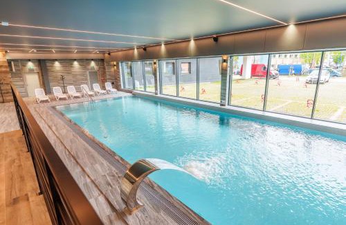Dzielnica Uzdrowiskowa Apartment | Butterfly Luxury - 450m od morza, basen, sauna, klimatyzacja, parking