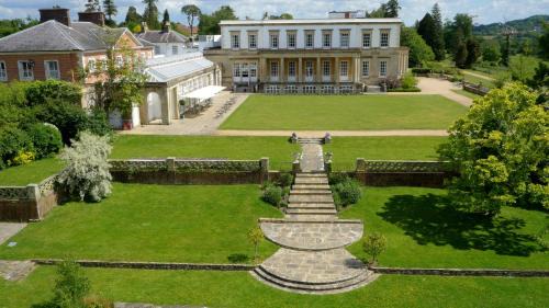 Uckfield House | Buxted Park Hotel