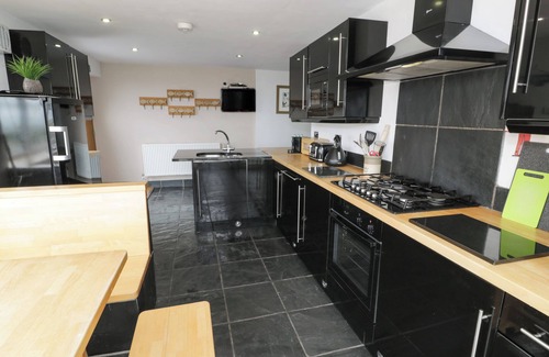 Cylch-Y-Garn Cottage | Bwthyn Awel