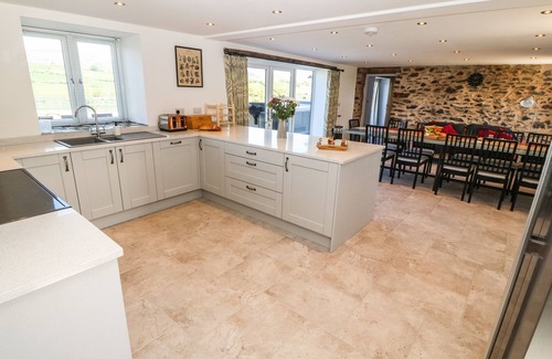 Oswestry Cottage | BWTHYN Y BUGAIL (SHEPHERD'S COTTAGE in Llanrhaeadr-Ym-Mochnant