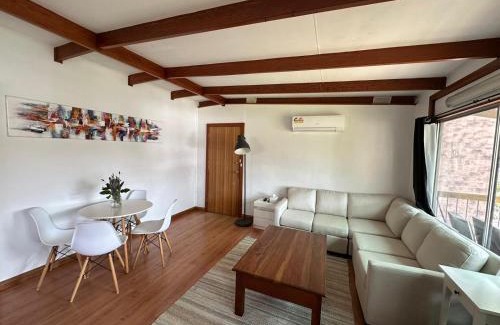 Vincentia House | By the Bay Beach Shack