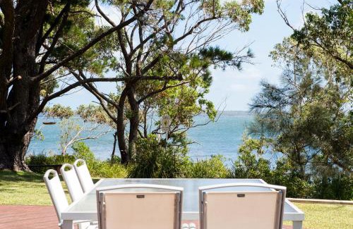 Sanctuary Point Bed & Breakfast | By the Beach B&B Self Contained Apartments