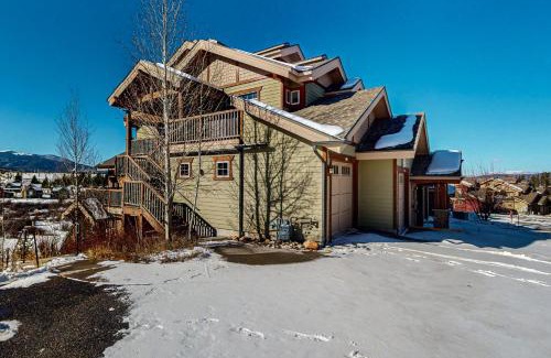 Fraser Apartment | Byers Peak Mountain Escape – Winter Park Retreat with Scenic Views