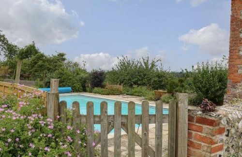 Pulborough House | Byre Cottage 4