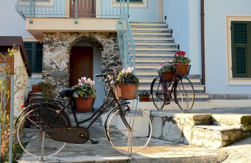 Albisola Superiore House | Cà Du Praettu
