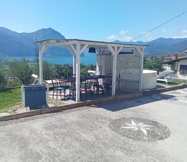 Costa Volpino Apartment | Cà Negra Ca negra suite