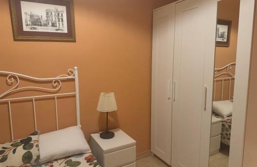 La Buhaira Apartment | CÉNTRICO y AMPLIO APARTAMENTO con todas las comodidades