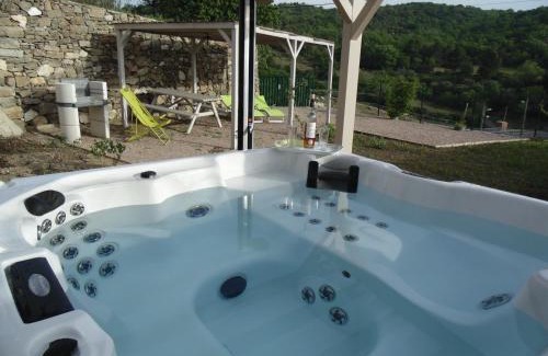 Belesta House | Côté Grange à Bélesta