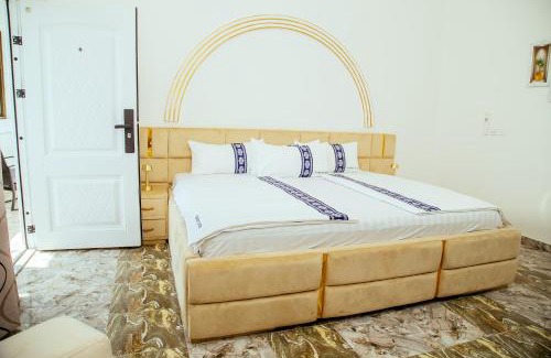 Adentan Hotel | C K Suites Hotel