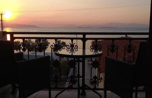 Milos Apartment | C-view apartments