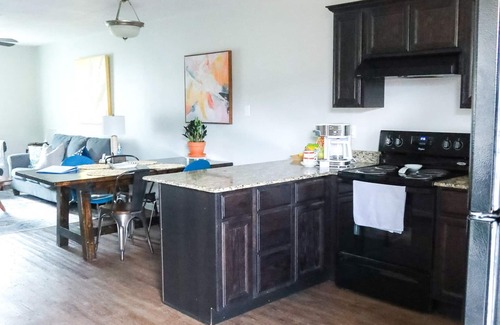 Lake Charles House | “Ca C’est Bon” Dog Friendly