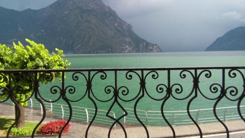 Castro House | Ca del Lac