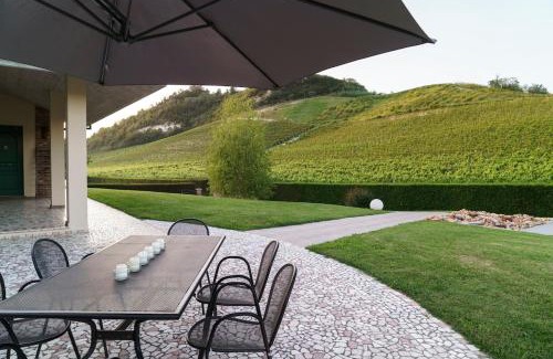 Castellinaldo Villa | Ca du Ji'uu, villa con piscina