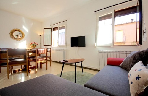 Salas de Pallars Apartment | Ca La Lluïsa - Holiday Apartment