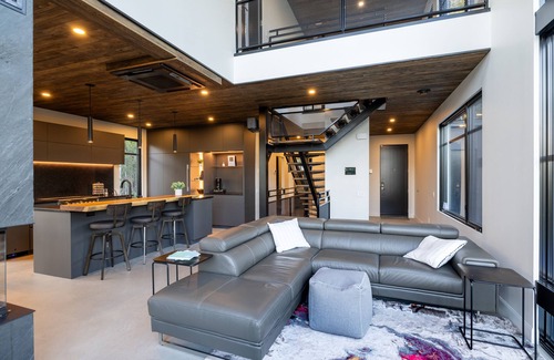 Petite-Riviere-Saint-Francois Ski Chalet | Expérience Om du Massif: Ski, Spa, Sauna, Piscine Vue Imprenable sur le Fleuve