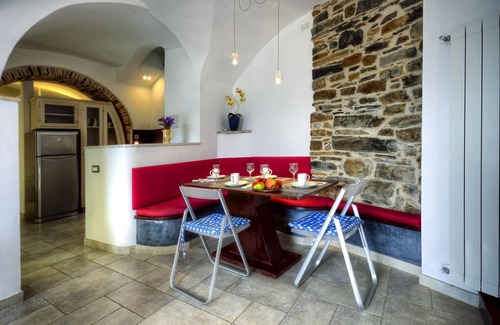 Civezza House | Ca' Pisani in Civezza with private pool for 16 persons