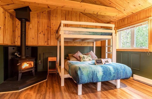 Lac-Etchemin Ski Chalet | Refuge Rustic bordé par rivière et la nature