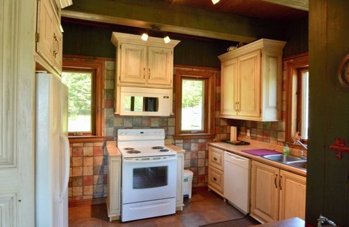 Ste-Lucie-des-Laurentides Ski Chalet | Ti'Chalet du Nord - Cozy Laurentian Chalet near Val-David