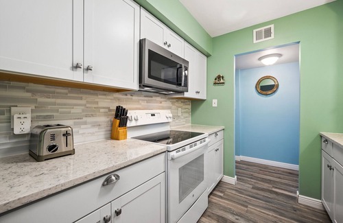 Caine Woods Condo | Cab "Anna" Bay at Tiburon 5C Relaxing getaway in North OC